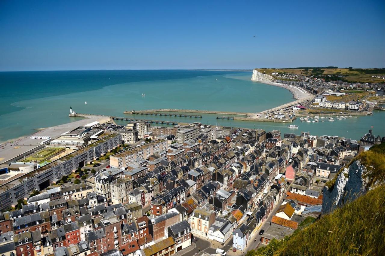 La Verriere. Les Locations Isahora C'Est Aussi Plusieurs Appart' De Standing A 2 Pas Du Chateau D'Eu, Des Falaises Du Treport, De Mers Les Bains Et Aux Portes De La Baie De Somme Eu (Seine-Maritime) Exteriér fotografie