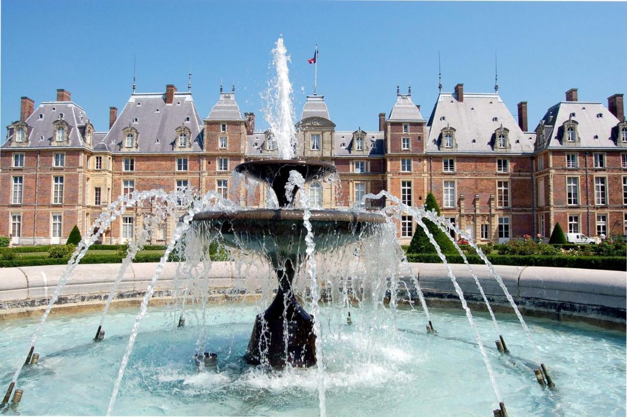 La Verriere. Les Locations Isahora C'Est Aussi Plusieurs Appart' De Standing A 2 Pas Du Chateau D'Eu, Des Falaises Du Treport, De Mers Les Bains Et Aux Portes De La Baie De Somme Eu (Seine-Maritime) Exteriér fotografie